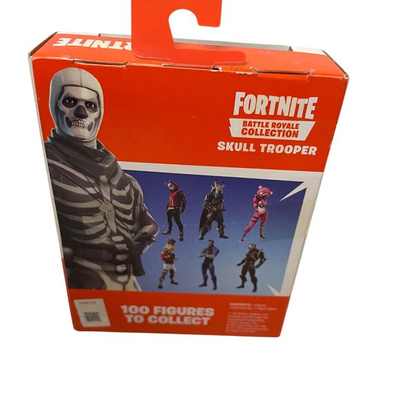 Fortnite Battle Royale Collection Skull Trooper Action Figure With Accessories - Picture 2 of 3